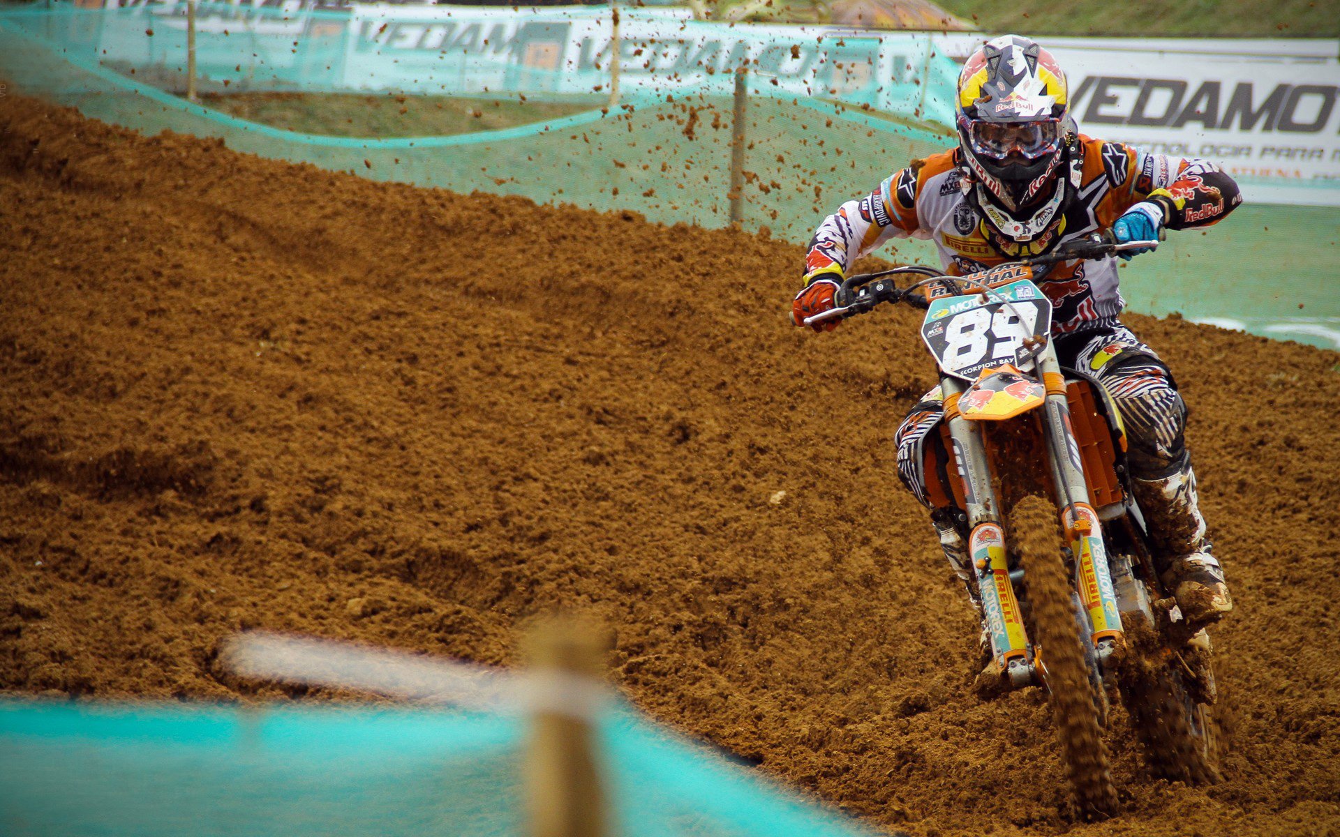 总决赛之夜,罗德里用防守的沉默,谱写了篮球最响亮的诗篇